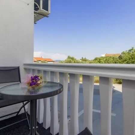 With A Parking Space - 12067